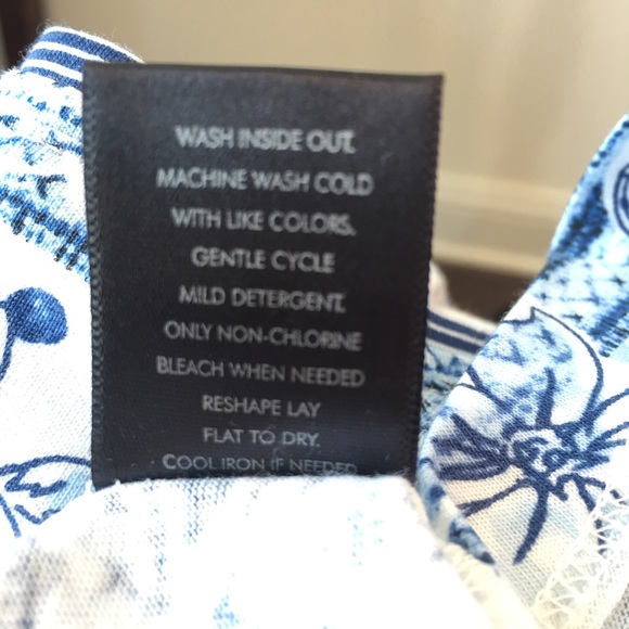 Simply Vera Ver Wang short sleeve Tee - Picture 4 of 4